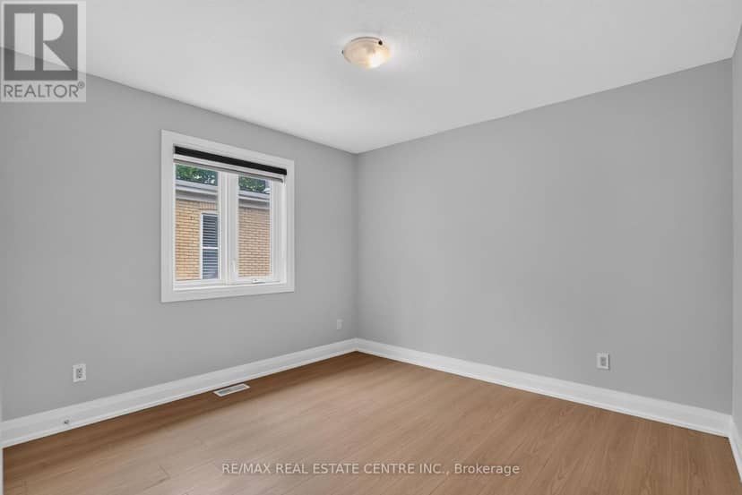 124 King Street E — photo 34 of 40