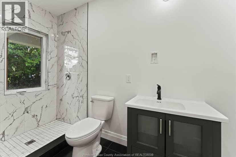 305 Erie — photo 16 of 33