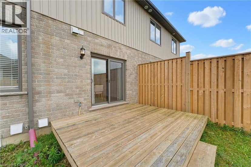 741 HOLLINGER Avenue S — photo 25 of 31