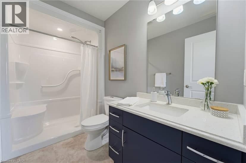 741 HOLLINGER Avenue S — photo 16 of 31
