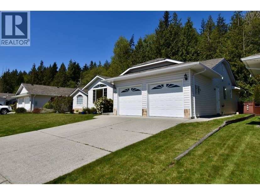 22 535 SHAW ROAD, Gibsons