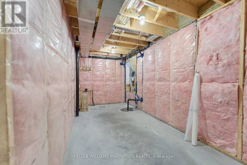 741 Hollinger Avenue S — photo 23 of 31