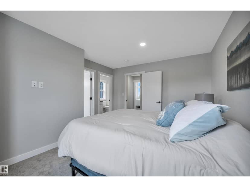 #4 150 Everitt Dr — photo 34 of 40