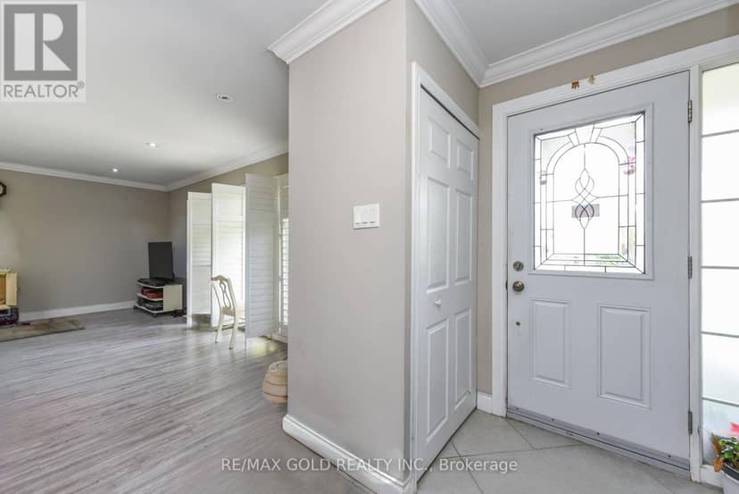11 Dudley Place — photo 2 of 39