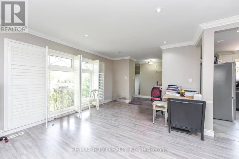 11 Dudley Place — photo 3 of 39
