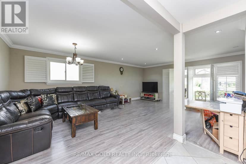 11 Dudley Place — photo 5 of 39