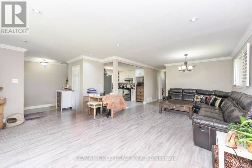 11 Dudley Place — photo 6 of 39