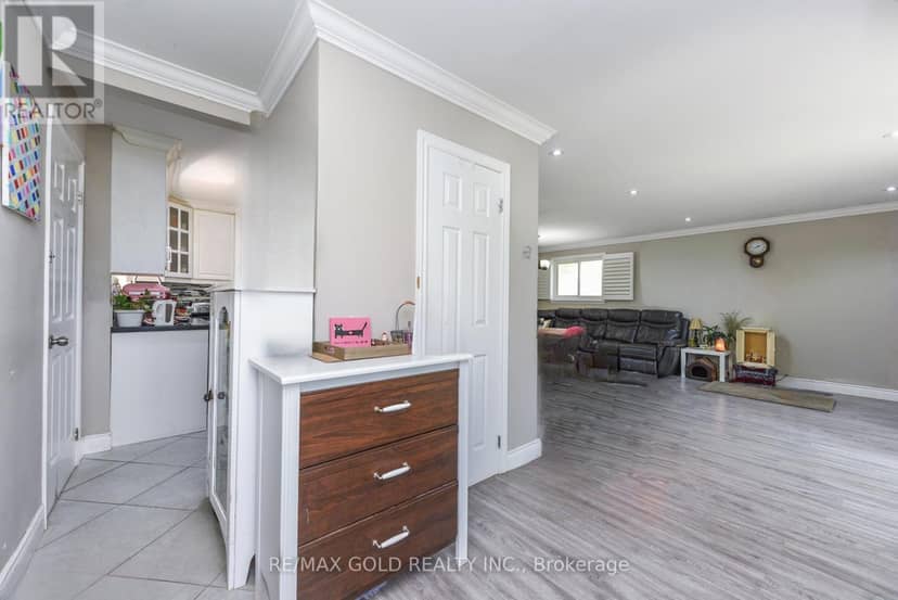 11 Dudley Place — photo 7 of 39