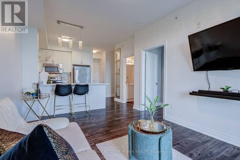 #106 - 35 Southshore Crescent — photo 7 of 16