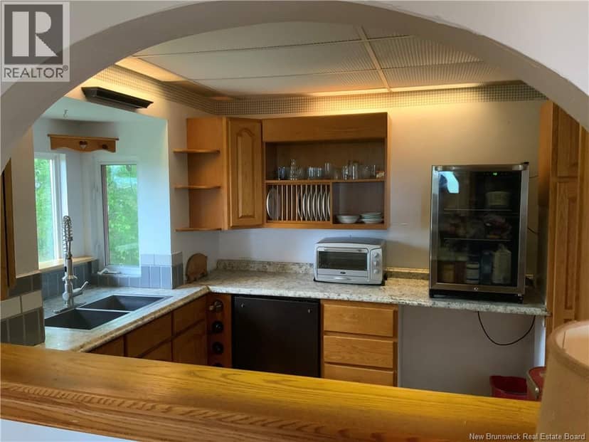 22 Rosewood Drive — photo 17 of 40
