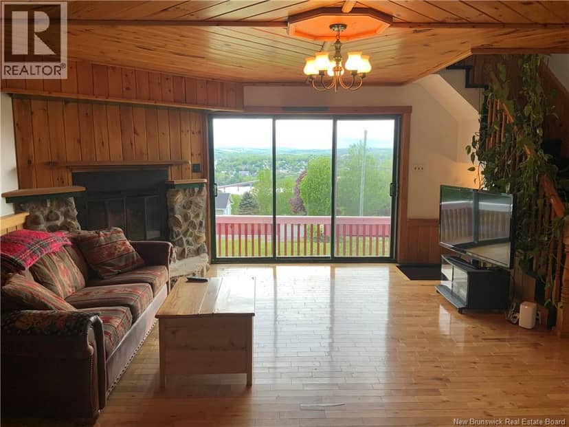 22 Rosewood Drive — photo 24 of 40
