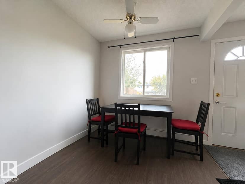 #2 18315 89 AV NW, Edmonton, photo 2