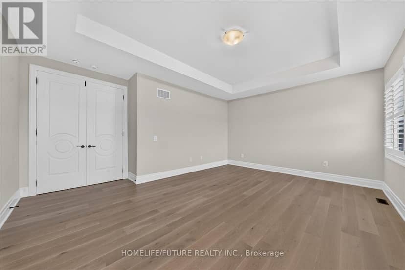 2939 Grindstone Crescent — photo 25 of 40