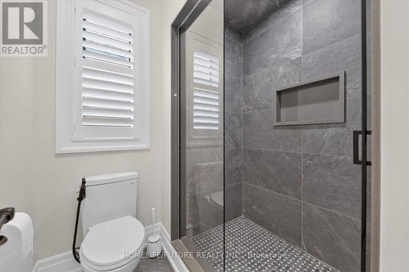 2939 Grindstone Crescent — photo 31 of 40