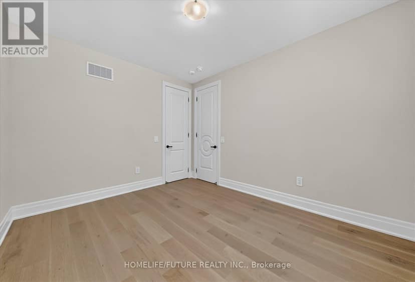 2939 Grindstone Crescent — photo 39 of 40