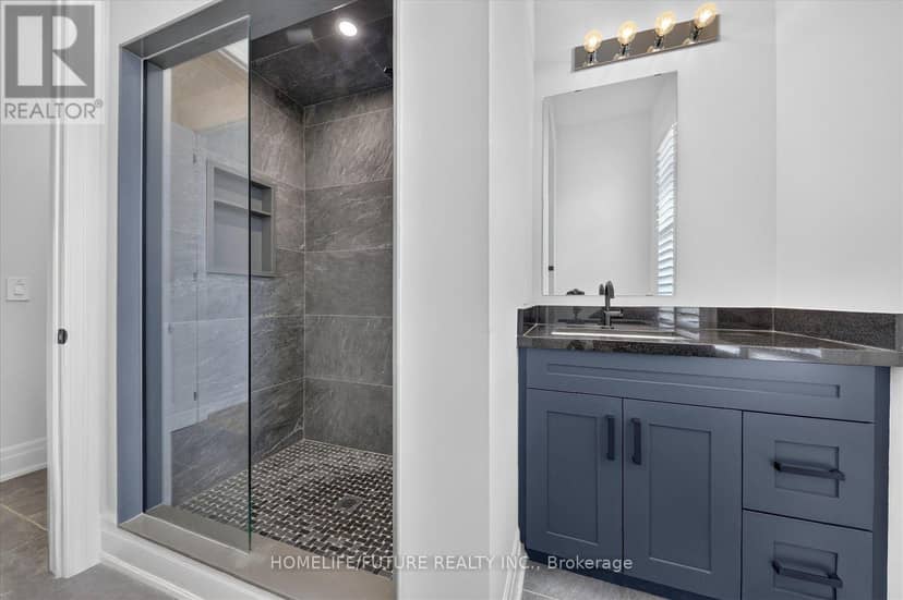 2939 Grindstone Crescent — photo 37 of 40