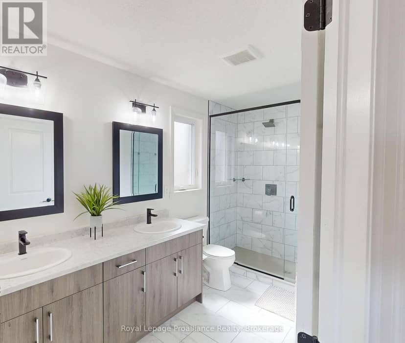 55 Lanark Drive — photo 18 of 39