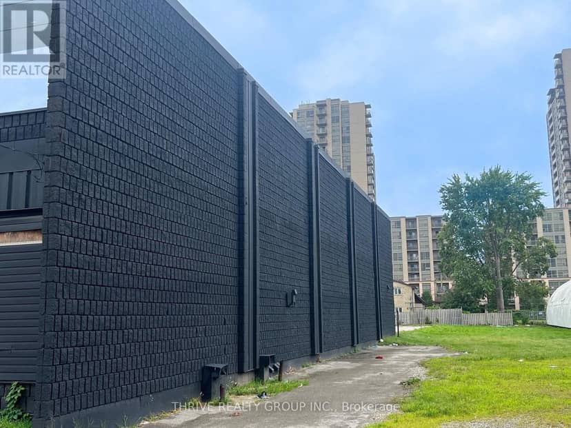 724 York Street — photo 13 of 13