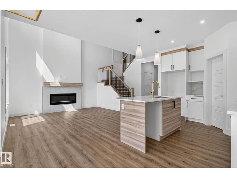 63 Silverstone Dr — photo 23 of 40