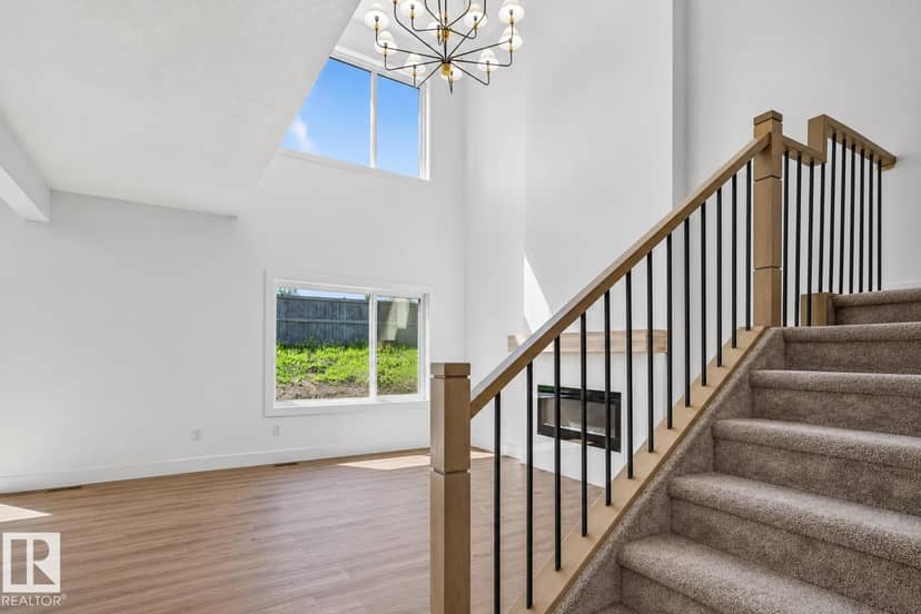 63 Silverstone Dr — photo 17 of 40