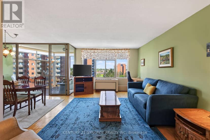 704 - 2759 Carousel Crescent — photo 7 of 40