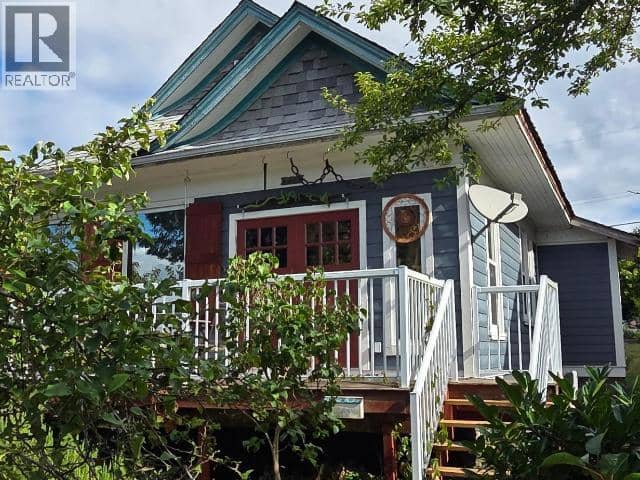 6279 SYCAMORE STREET, Powell River