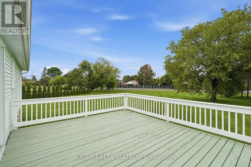33 Frost Avenue — photo 28 of 36