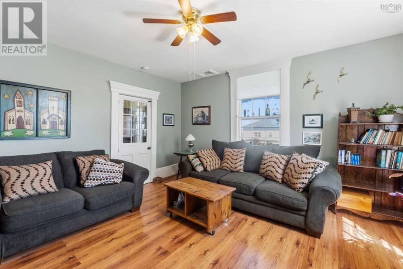 14 Seaman Street, Margaretsville, photo 6