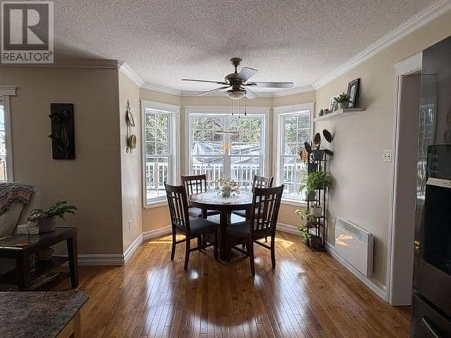 2 Crimson Avenue — photo 21 of 40