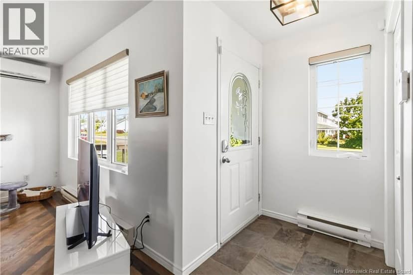 276 Glencairn Drive — photo 5 of 32