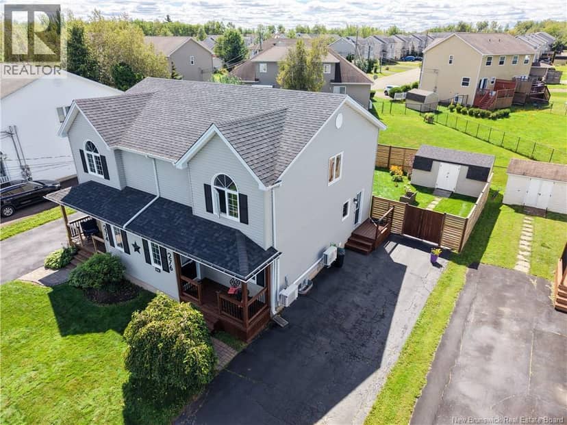 276 Glencairn Drive — photo 3 of 32