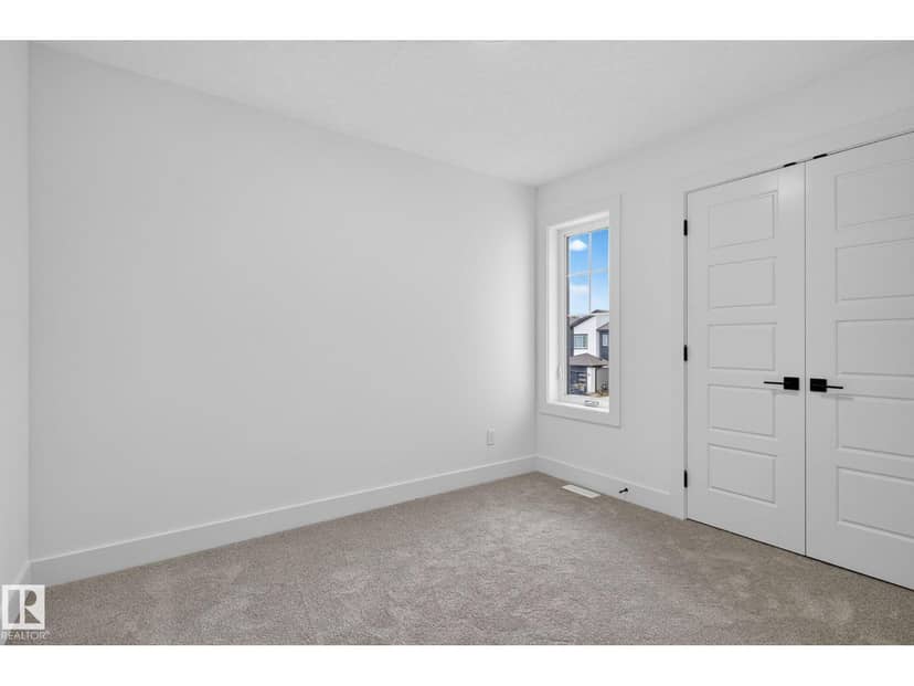 65 Silverstone Dr — photo 39 of 40