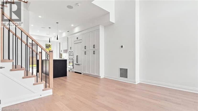 1397 YORK Road Unit# 7 — photo 9 of 40