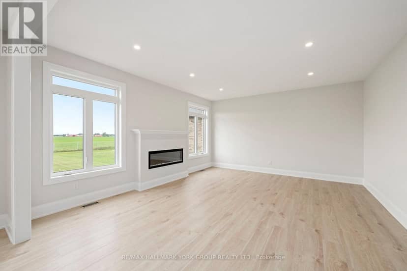 246 Leitch Street — photo 11 of 40