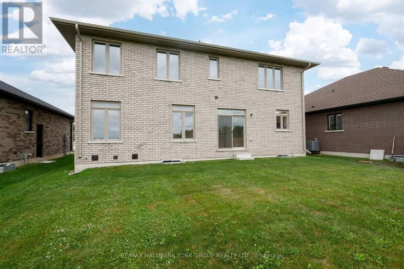 246 Leitch Street — photo 36 of 40