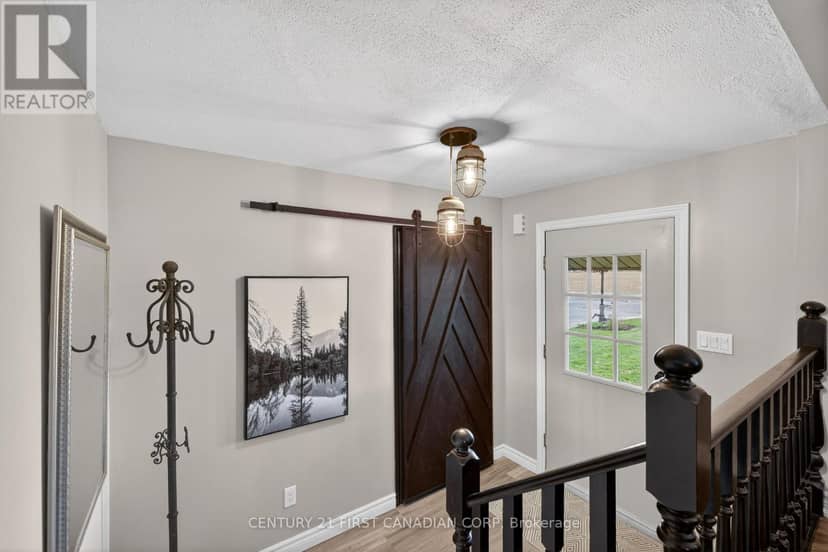 8889 Hacienda Road, Malahide, photo 6