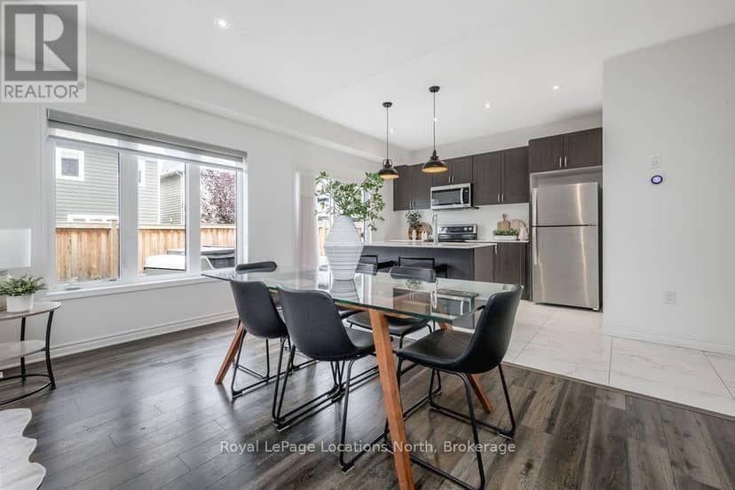 11 Catamaran Drive — photo 12 of 32
