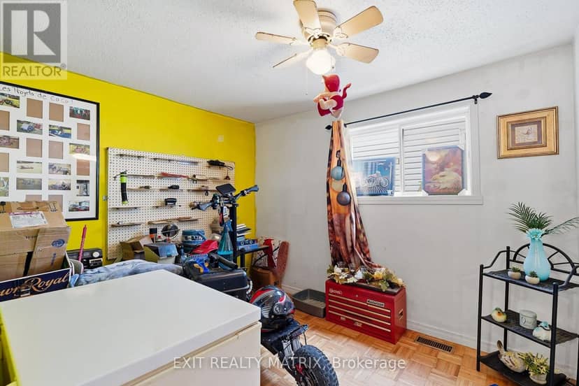 407 Regent Street — photo 15 of 35