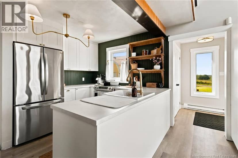 133 Comeau Point Road — photo 9 of 40