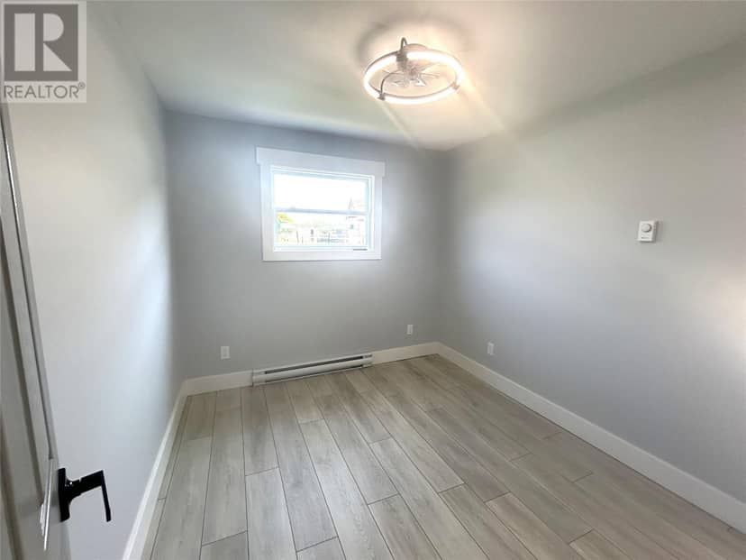 2 Pine Avenue — photo 13 of 24
