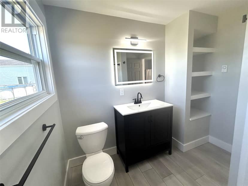2 Pine Avenue — photo 16 of 24