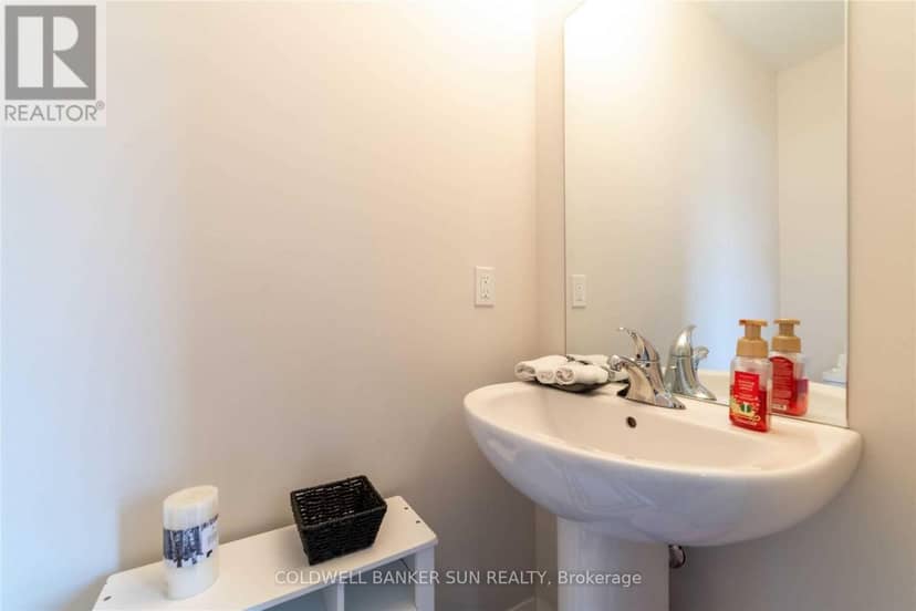 1301 Sandbar Street — photo 10 of 23