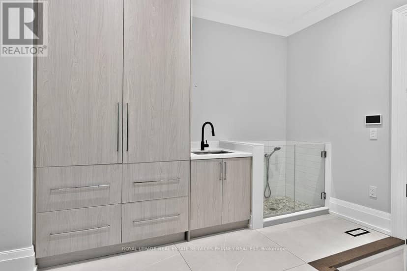 533 Carson Lane — photo 17 of 40