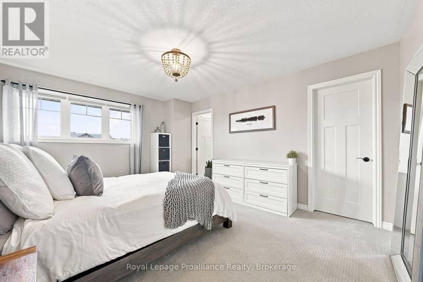 18 Granite Drive — photo 23 of 40