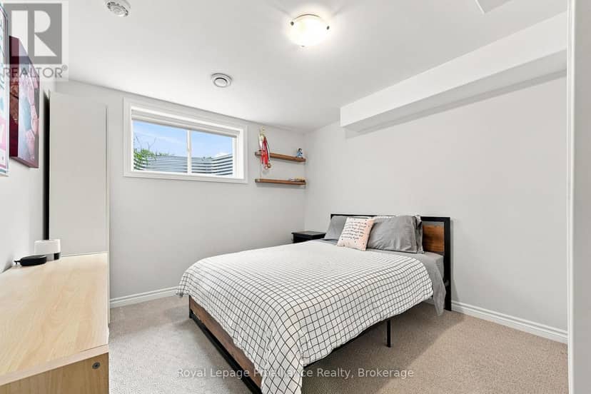 18 Granite Drive — photo 39 of 40