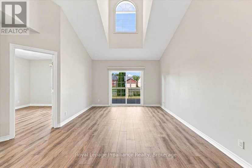 12 - 25 Heartwood Drive — photo 14 of 40