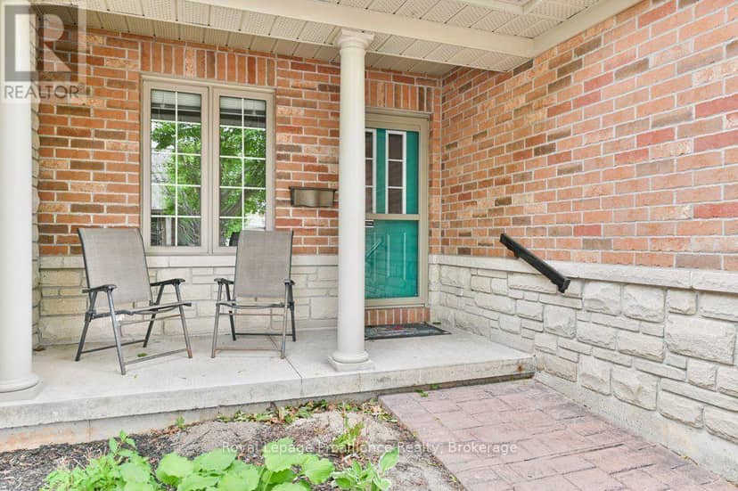 12 - 25 Heartwood Drive — photo 5 of 40
