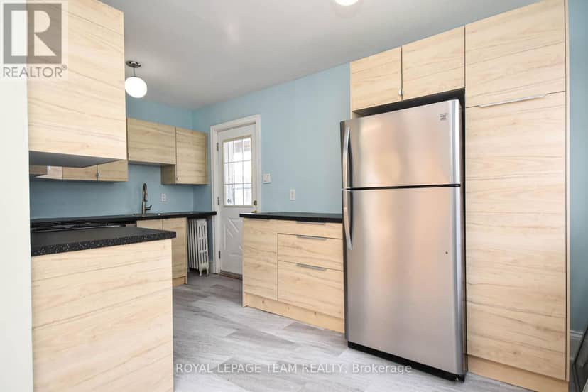 213 Desrosiers Street — photo 24 of 40