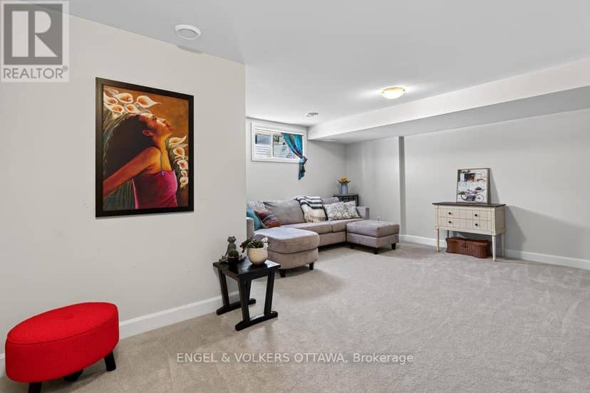 413 Premiere Lane — photo 29 of 40