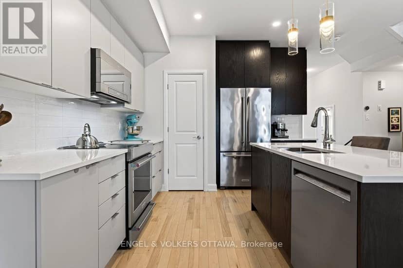 413 Premiere Lane — photo 8 of 40